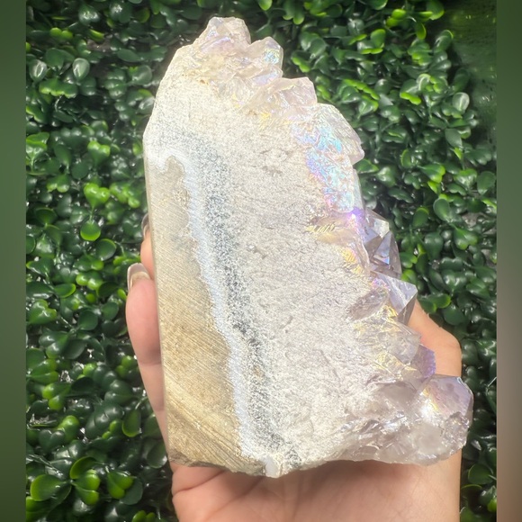 Beautiful Angel Aura, Light Purple Amethyst Cut Base Cluster - Picture 6 of 8